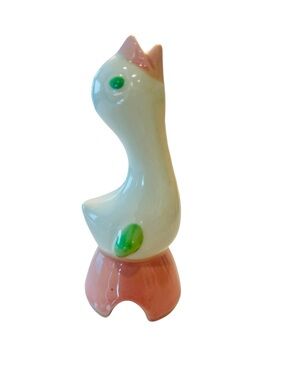 Vintage Shawnee Pottery Pie Bird Vent White Pink Green 5.25” Kitchen Collectible